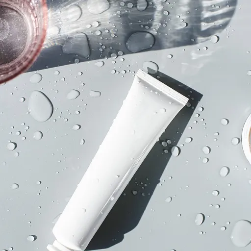 Comment sublimer votre sourire avec un rouge à lèvres framboise