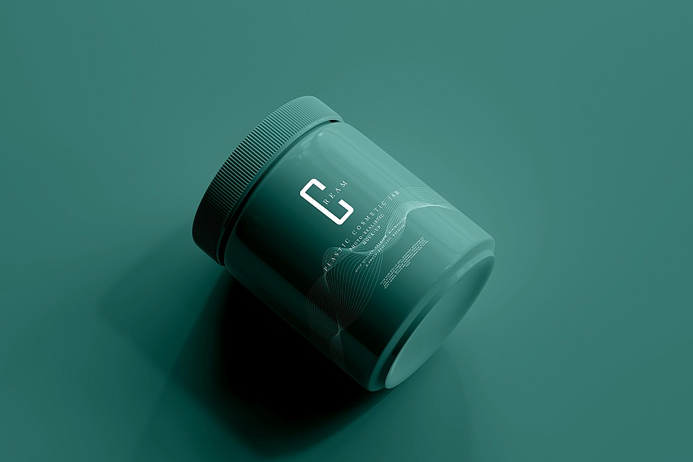 Pli d’amertume avant après : comprendre les effets des injections et du maquillage