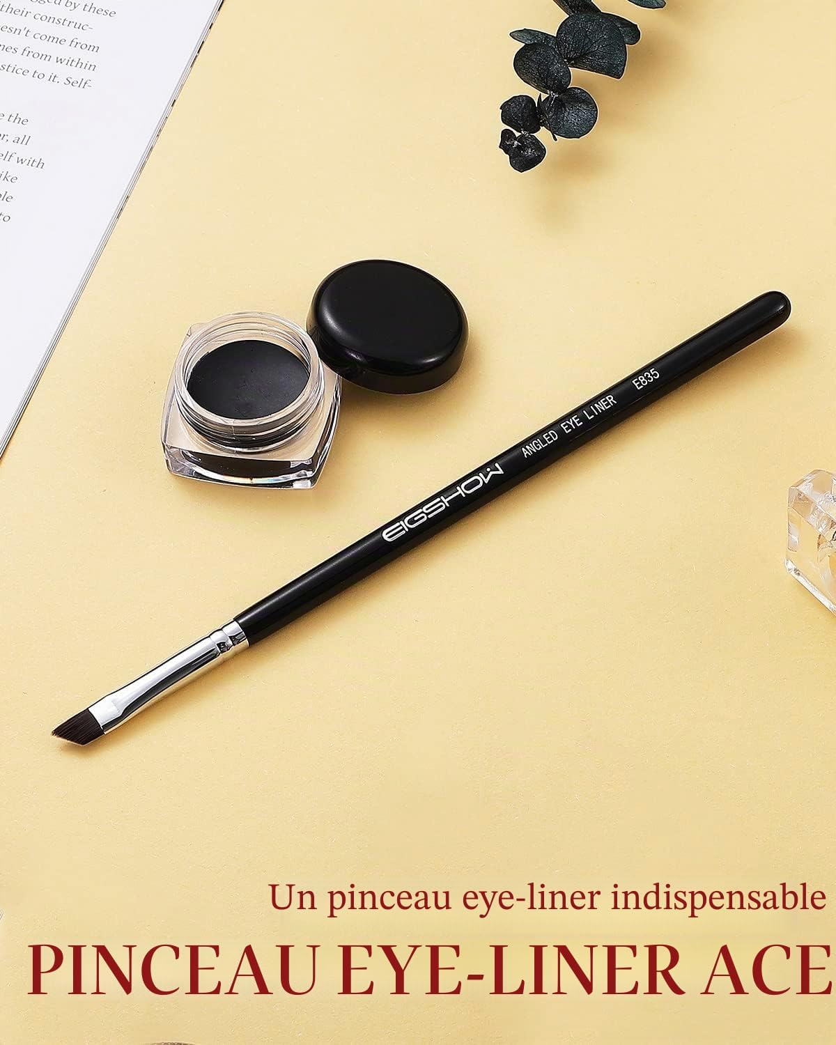 Pinceau Eyeliner à angle fin Pinceau de maquillage PRO Precision Gel Eye Liner - Angle plat incliné ultra fin - Qualité supérieure - Poils synthétiques sans cruauté envers les animaux (E835) Noir